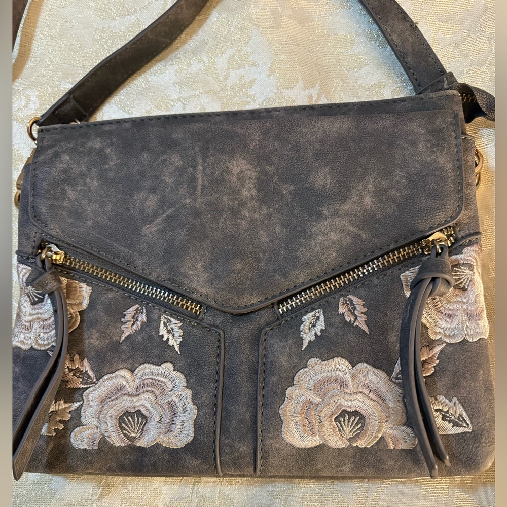 Altar’d State Elegant Distressed Gray Floral Embroidered Crossbody Bag - Picture 4 of 11